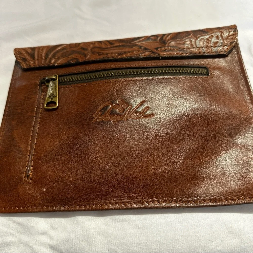 Patricia Nash clutch purse - Picture 4 of 8